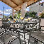 Karla - Private Roof Terrace & Sea View